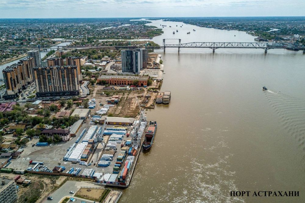 ���� ��������� ����� �������� ������� ��� �������� ���������� ������� � �����, � Bloomberg