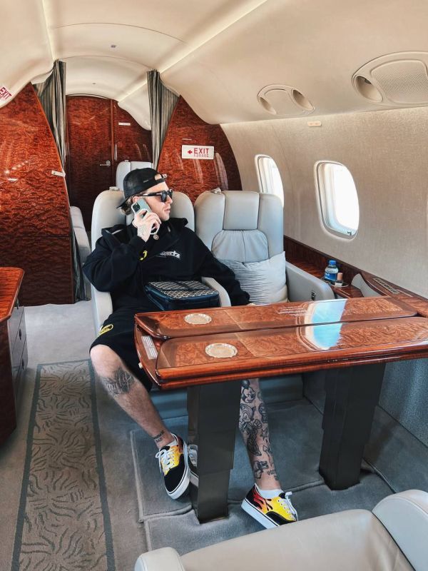 ������ ������������ � ������� � ��������� ������� ���� ����