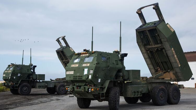 ��� �������� ������� ���� HIMARS � ���������� �������� 80 ���������� ��� ������� ���������� ���� HIMARS ������� 200 �������������� �������, � ��������