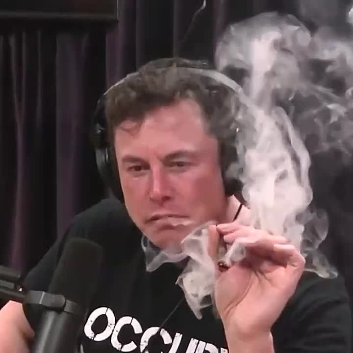 Tesla ������� 75% ����� ��������� - �� $936,000,000