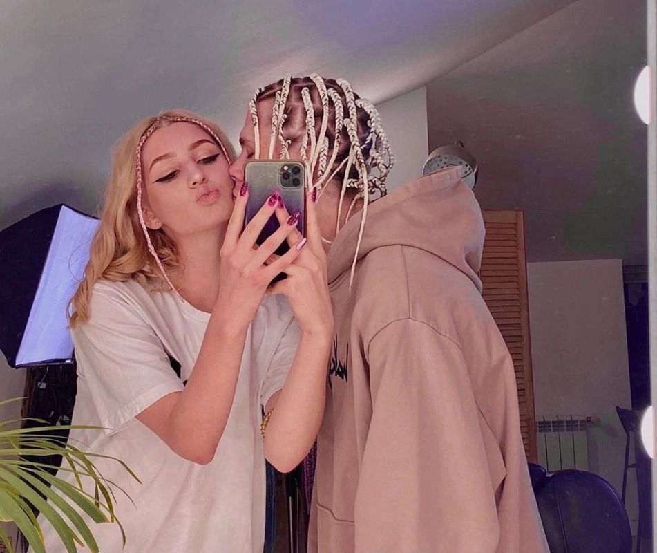 � ���������� ������ � �������� �������� ������������ ����� � ��������������� � �������