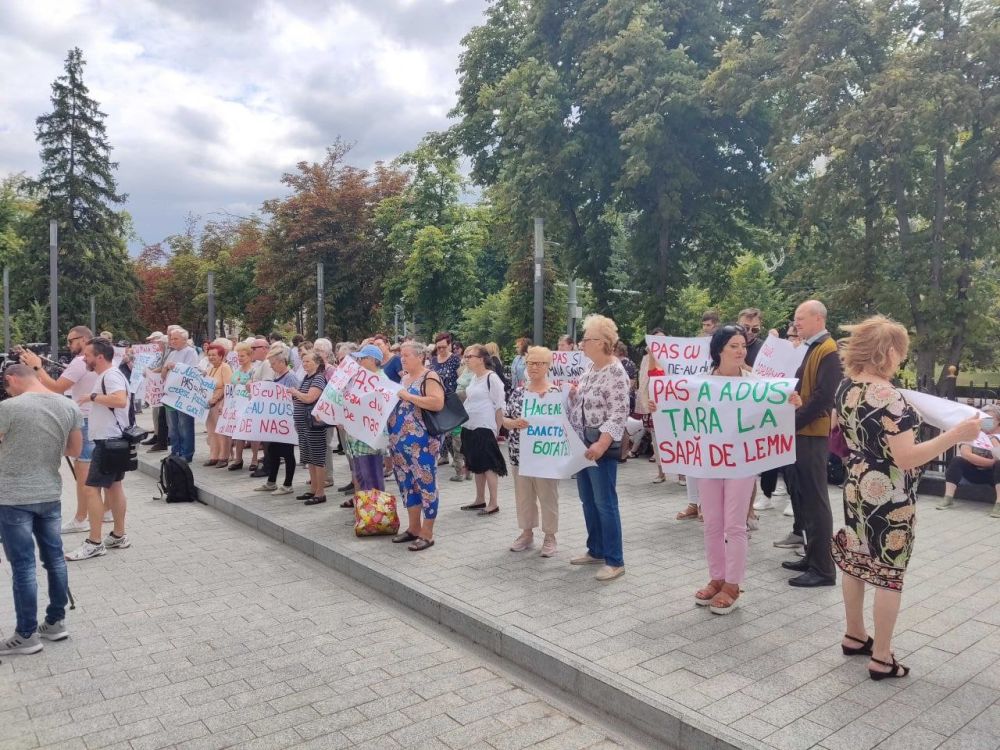 � ������� ��������.. � ������ ������������� ���������� �������� ������������ ������ ���������� � �����. ������������ ������� �������� ���������� � �������������, � ����� ��������� ������� � ���������. ����� � �������������� ������ � ������ � ������