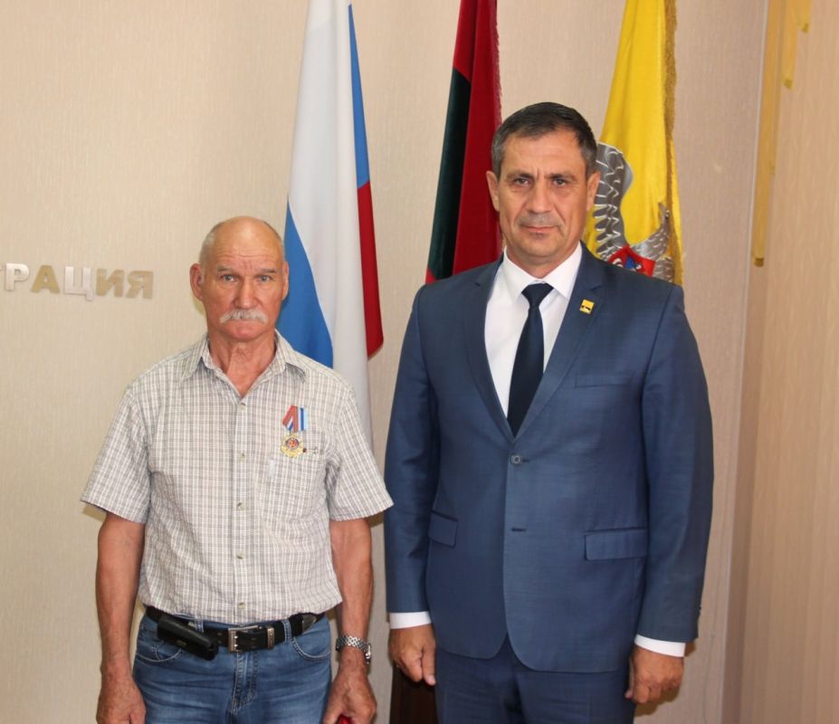   .      ,    70- ,           , -        