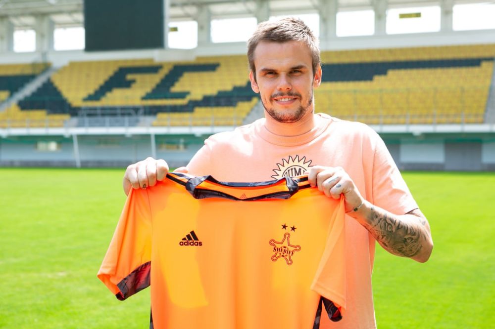 � ������ "������" �� ����������� ���� � "�������" ����� ���������