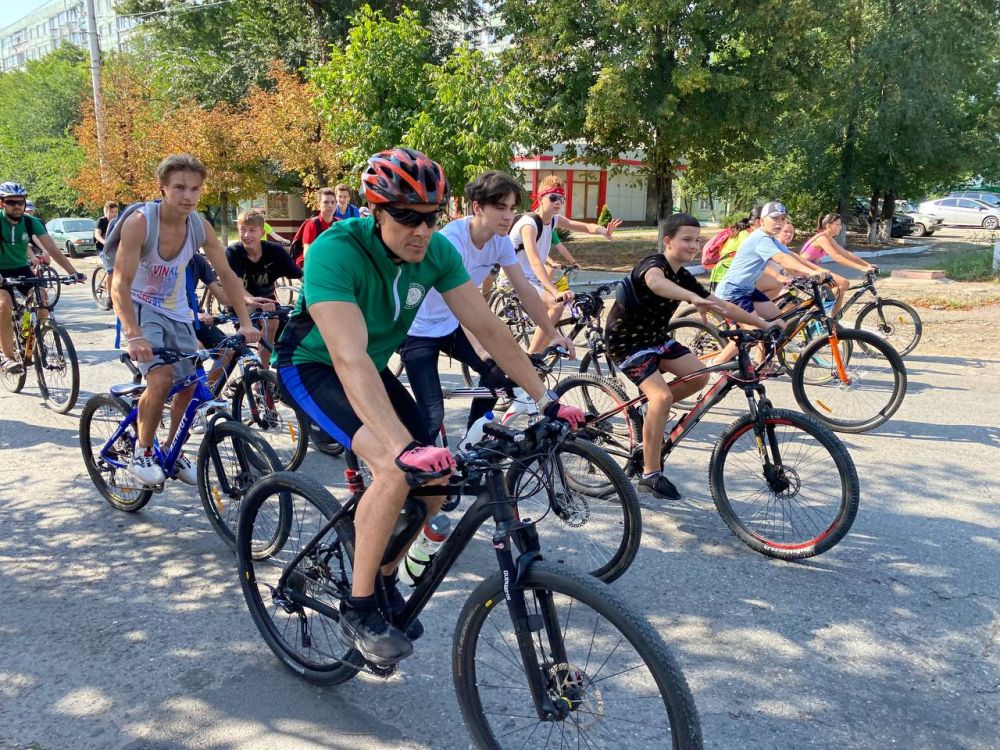 ������� ����:. ������������������ ���������� - ������ 200