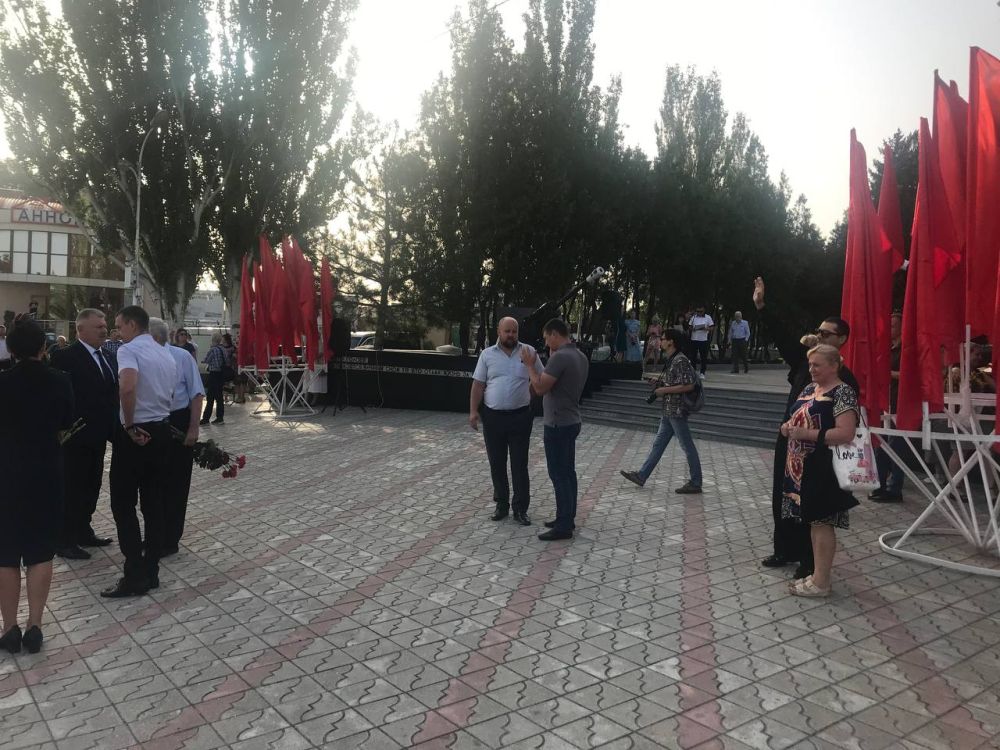 � ������� ���� ���������� ���������� �� ������� ������, ����� ����������� ������, ������������� ������-������������� �� ���. � ������ �� ������ �������� �������� ������