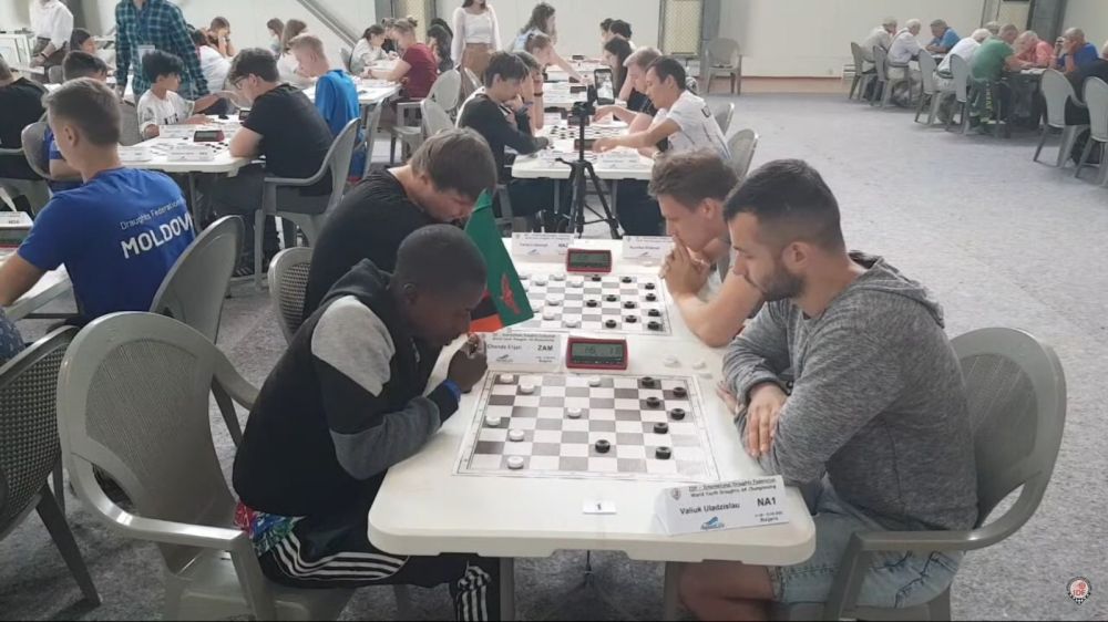 ���������� ���� ����� � ���������� ��������� ���� �� ������