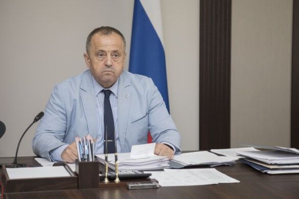 � ������������� ���������� ��������� � ������������� ����� ������������� ������������