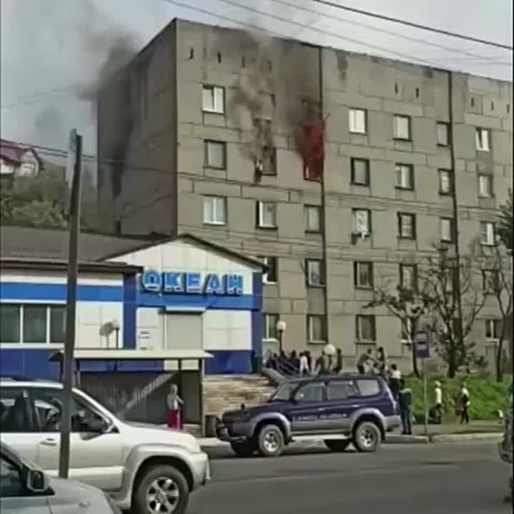 �� �������� 12-������ ������� � 61-������ ������� ���������� � 4 �����, �������� �� ������ � ��������