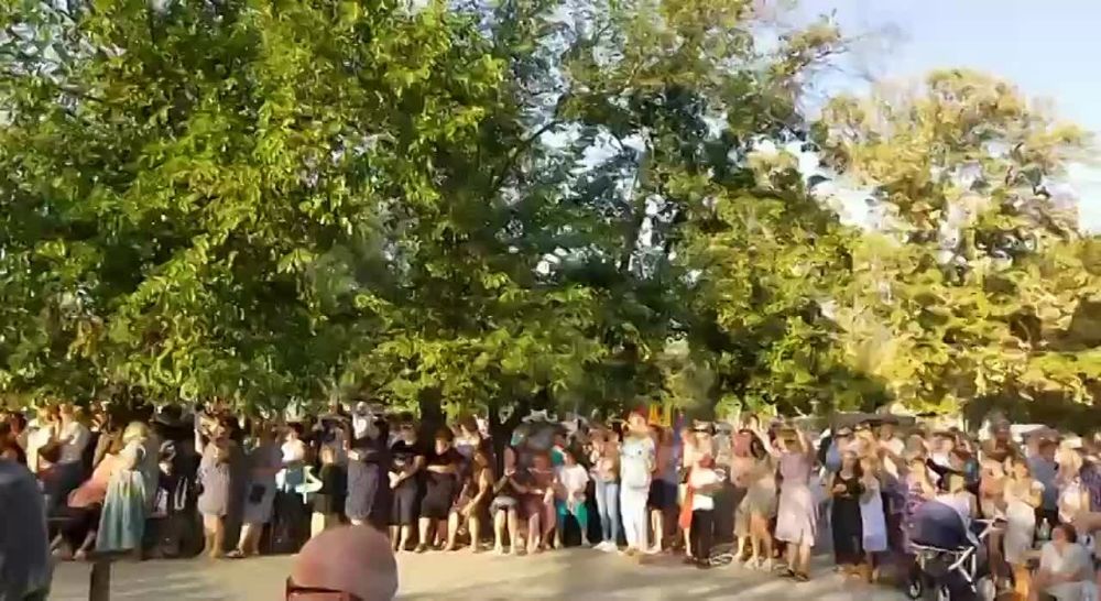 � �������� � ����������. ������ DoReDos �������� ���������� ������� � ���� ����