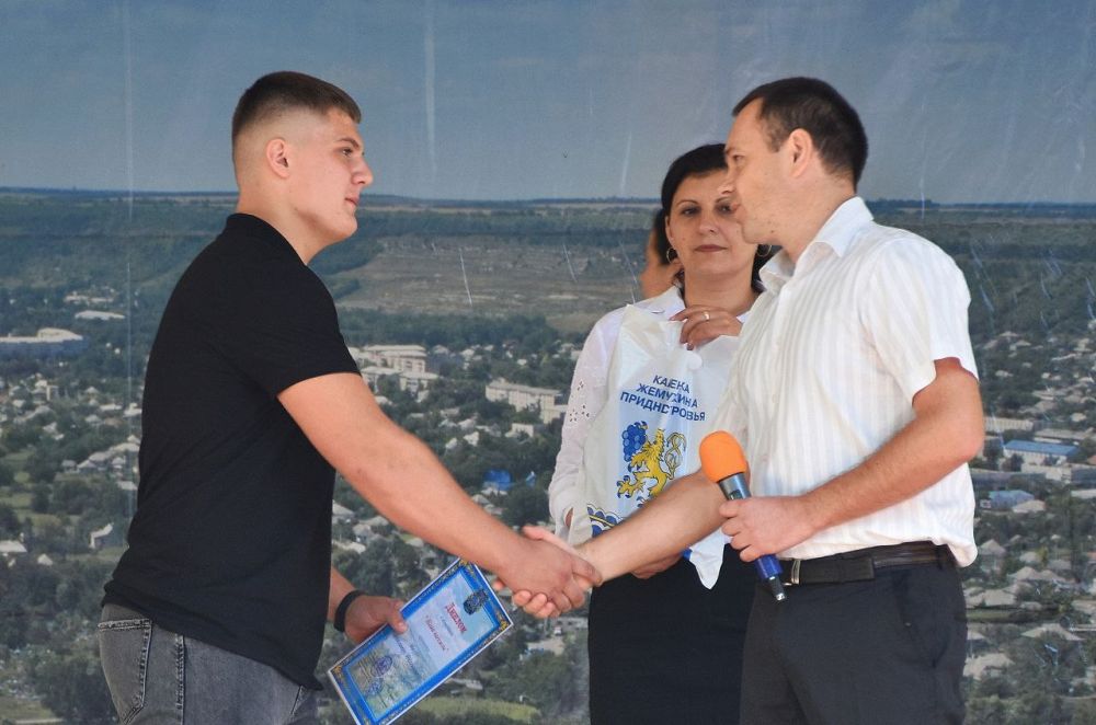 ���� �������. ����������� � ���� ������ �������� � ���� ��������, ���������� ������� ����������� � �����, ��������� ��� ������. � ���� ���� ����������� � ��������� ����� ������� ���� ����������� ��������� ������ ��������� �����