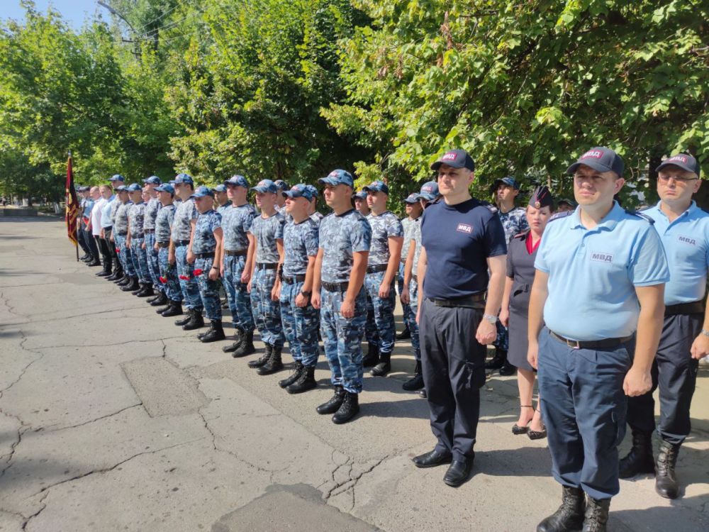 � ���������� 32-� ��������� �� ��� ����������� ��������������� ���������� ���������� � ��� ������ ������� ������ ������������� ��������, �������� �����-����� ���