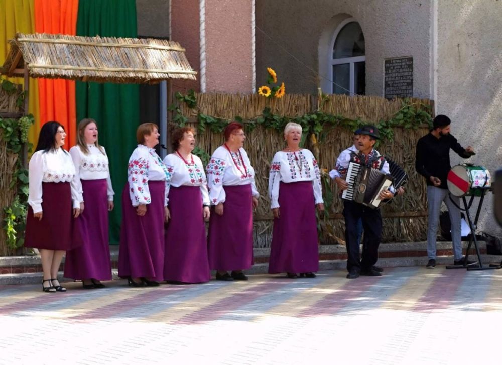 ��������������� - 233 ����