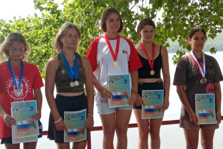 ����� ������. � ���������� ���������� �������� ���������� ������ �� ������, �������� �� ���� �. ���������