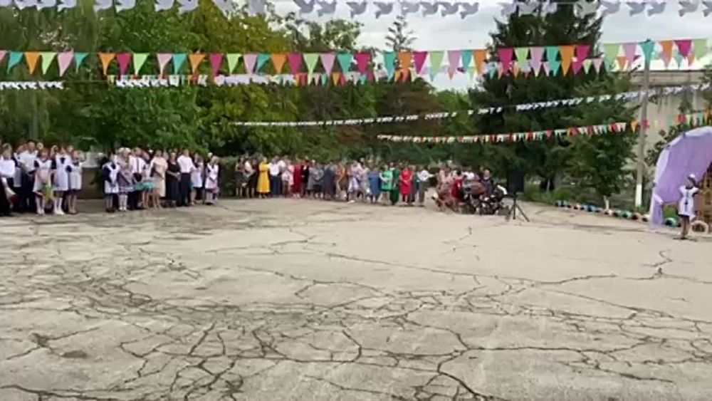 �������� ����� ��� � ���� ���� 40 ���. �� ������� ������ � ������� ������ �������, ������� ���� ������� � ���� �����