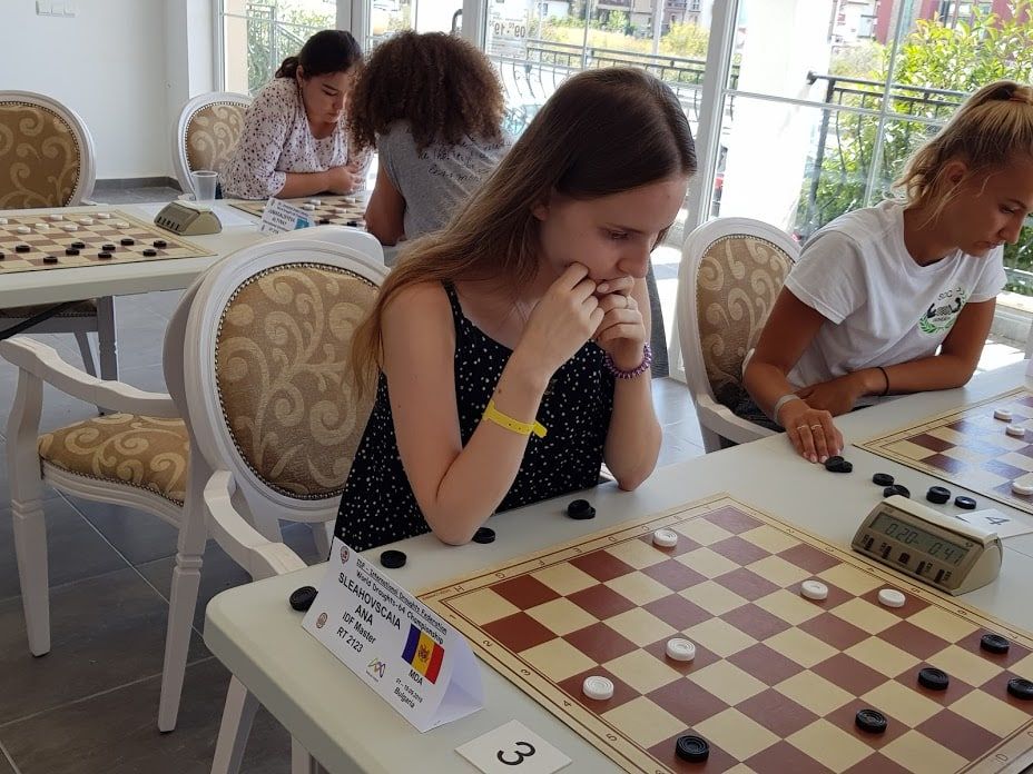 ��������������� ������� ��������� �� ��������� ���������� ����