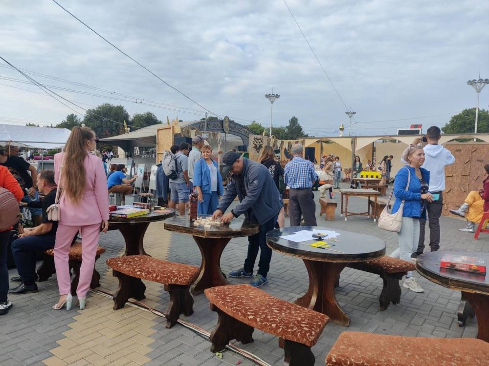 ���� �������� ������� ���� � �������, ������� ��������� � ������������