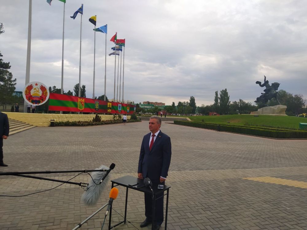 ��������� ������������ ��� � ���, � ����� ��������������� ������� ���������� ������� � ������ 32-�����