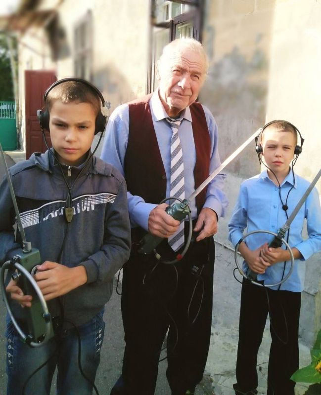 ������� �����. ������ ������������ ��� ������� ���������� ��������� ���������, � ������� ������ ���, ��� ����������� � ������, ������ � ����������. ��������� �������� - �������� ����������� ����������. �� ���� �������� ���������� ���� ���������