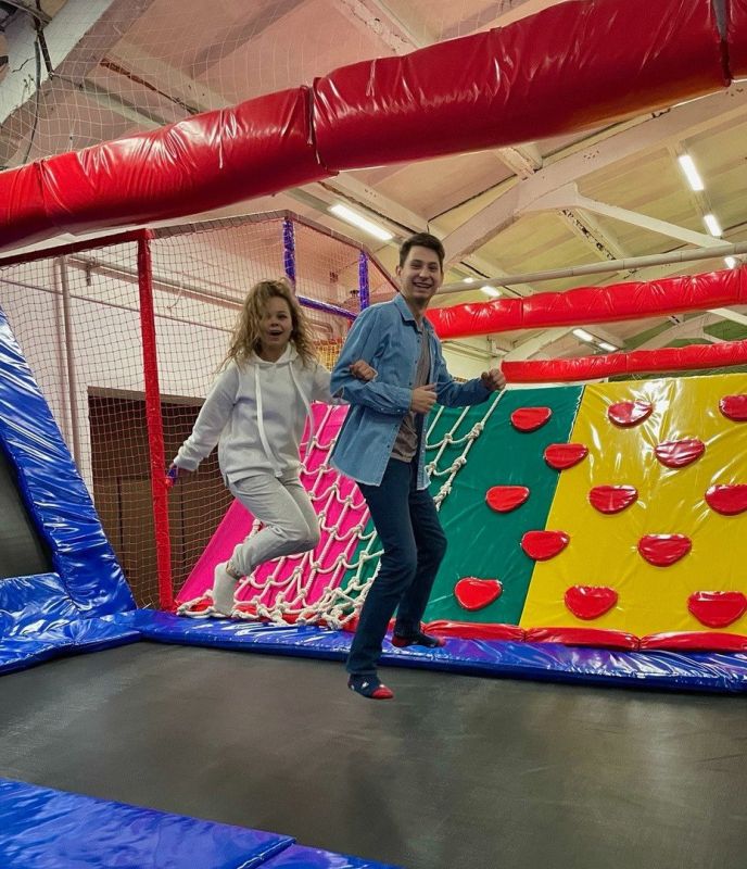 �������� FRESH. ��� ���� ����� ������� ����������� � ������� ����������� ����� ��������� ������������: ���������, ���� �������������, �������� � �������