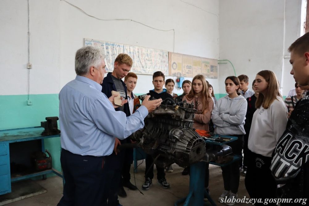 ���� �������� ������ ������ � ������������� ��������������� ���������