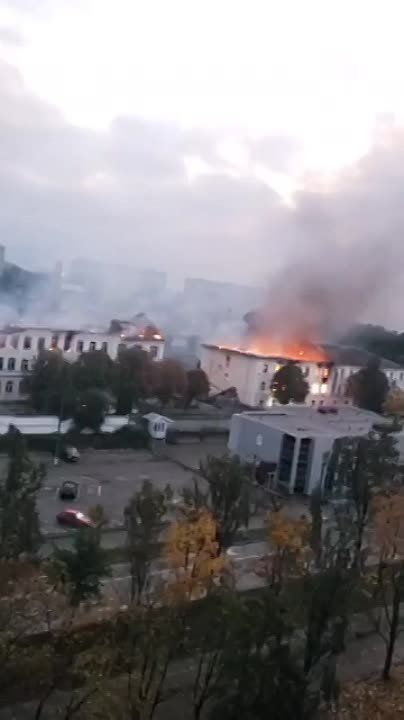 � ��� � ����� ���������� ������� ����� � ������, ��� ���-�� ���� ���� � ����� � ����� ������, � ����� ����� ����������, ��� ��� ���� �� �������� 72-�� �������, ��� ���� ������