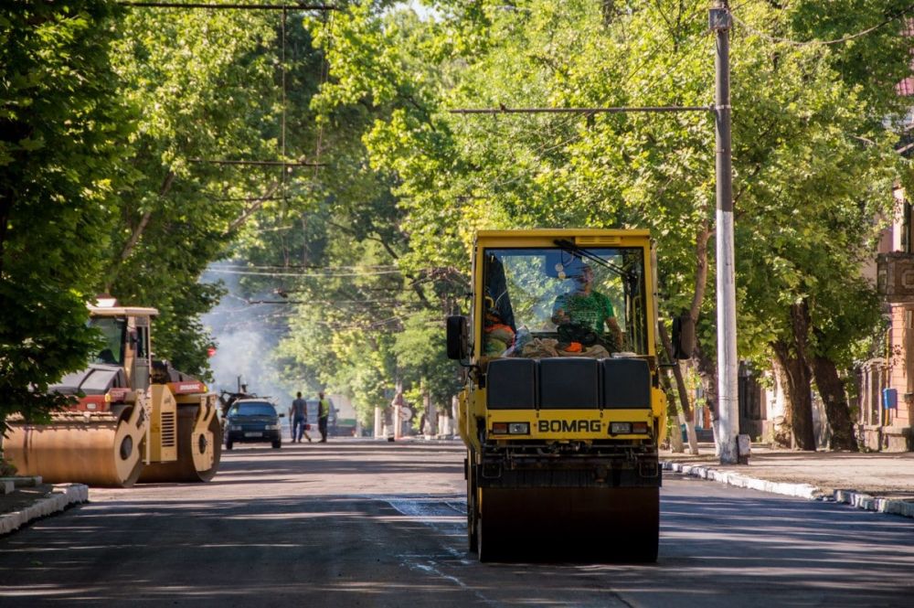 �� ���� ��� � ��������� ��������������� ����� 200 ����� � ����� � ����� 100 ����� � ���������