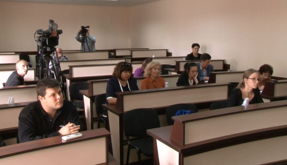 В разговоре коснулись темы реализации программы Фонда капвложений