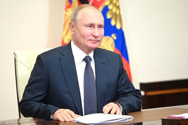 Президент РФ Владимир Путин отмечает юбилей - 70 лет