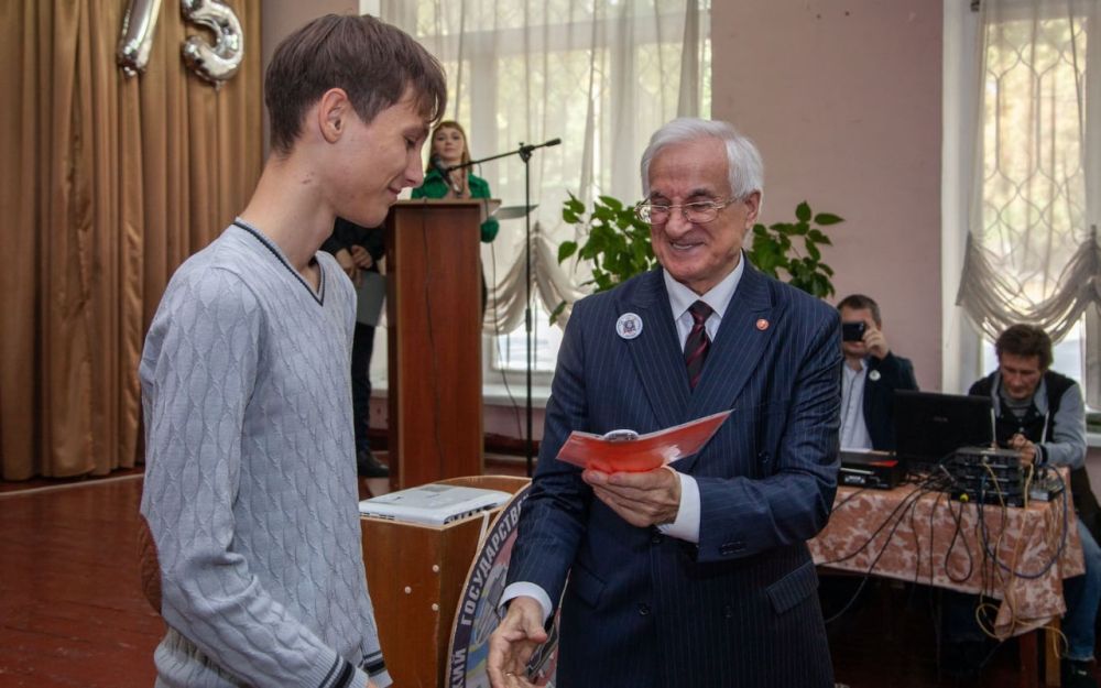 75-����� ��������. ����������� ������� ��. �. �. �������� ���������-������������ ��������� ��� ������������ ������. � ��������� �������� �������� ���������������� ���������� � ���������� ������������ ��������� ������������