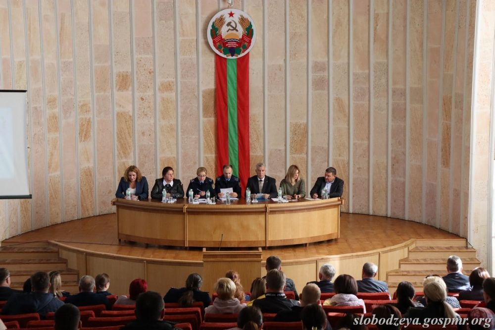 ������������� ������� ��� ������� ������� � ����������������� ������