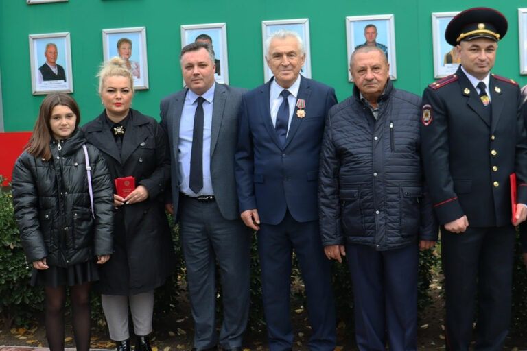 ������ ������. � ����������, � ����� ��� ������, ������� ���������� �������, 27 �������, ������� ����� ������, �������� �����-������ ����������������