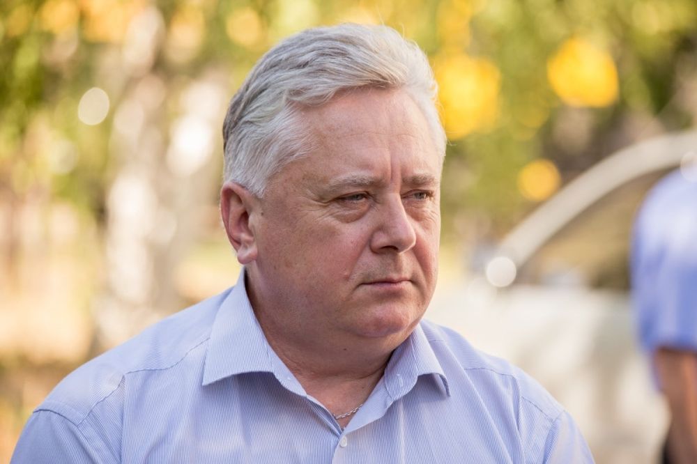 ������� ������. �������� ������������ ������� ������������� ������������� � ������������������ � ��������� ����� ���� �����, � �������� ��� �� ����� 1