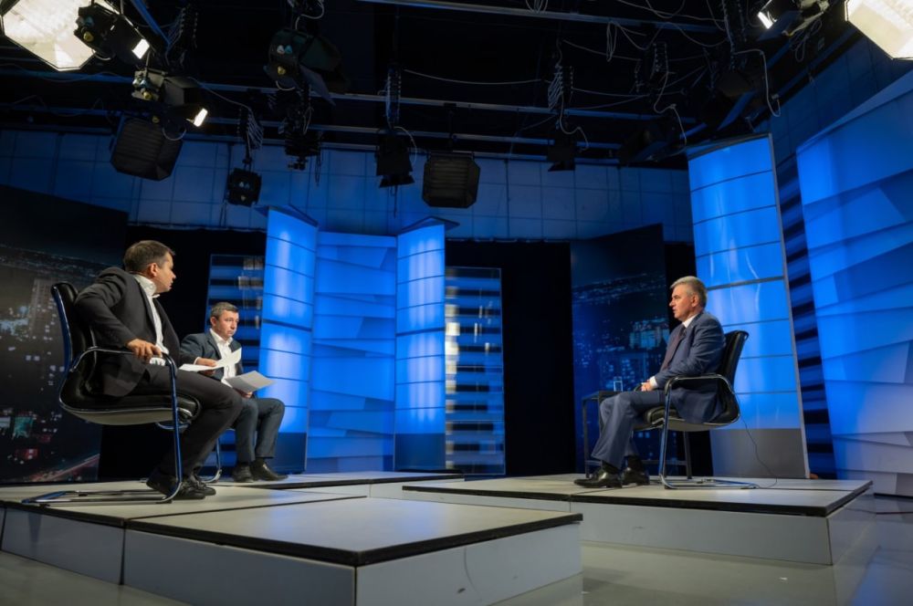 ����� ������ �� ������ ��������������� � ���� � ����������� ������� ��������������