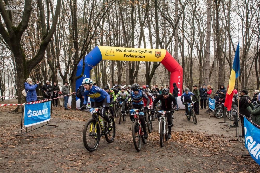 ������������� ������� ��������� ���������� CROSS COUNTRY