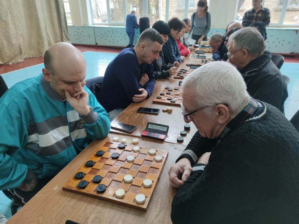 ����� ������ ������������