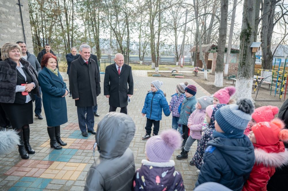 ����� �������������� ��������� � ��������� � �������������� ���������� �����