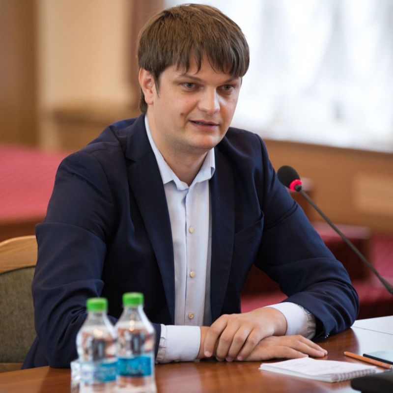 ������ ������������� ������� "������������� ������", ����� �������� "�������" � ���� �� ������������ ��������� �� ��������� ���� � ������� - ����-������� ������ �����