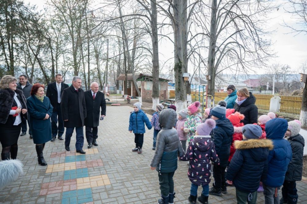 ��������������� ���������� �������� ������ ���� � ������ ���� � ��������� ��� ����� ��������������