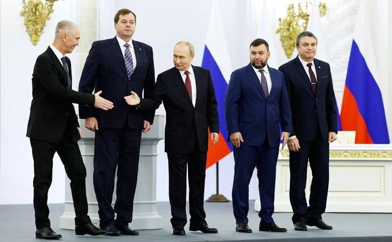 ���� ���� ���, ���, ���������� � ����������� �������� ������� � ������ 20 ������� �� ������ ������� � ����������� ������ � �������� ������������� ��������� ������, � ���