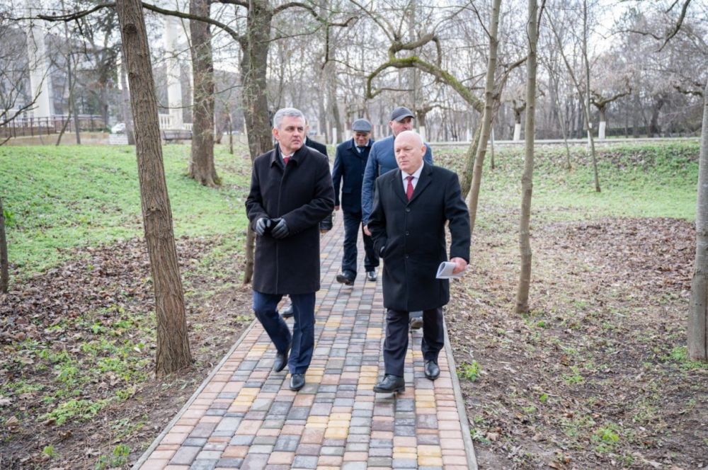 ����� ����������� � ������� ������� ������� ��������� �����, � ���� �������� ������� � ������� ������������ ������� ��������� ���, ���������������� ��� ��������-������������ ����� �� �������� ���������� ��������������