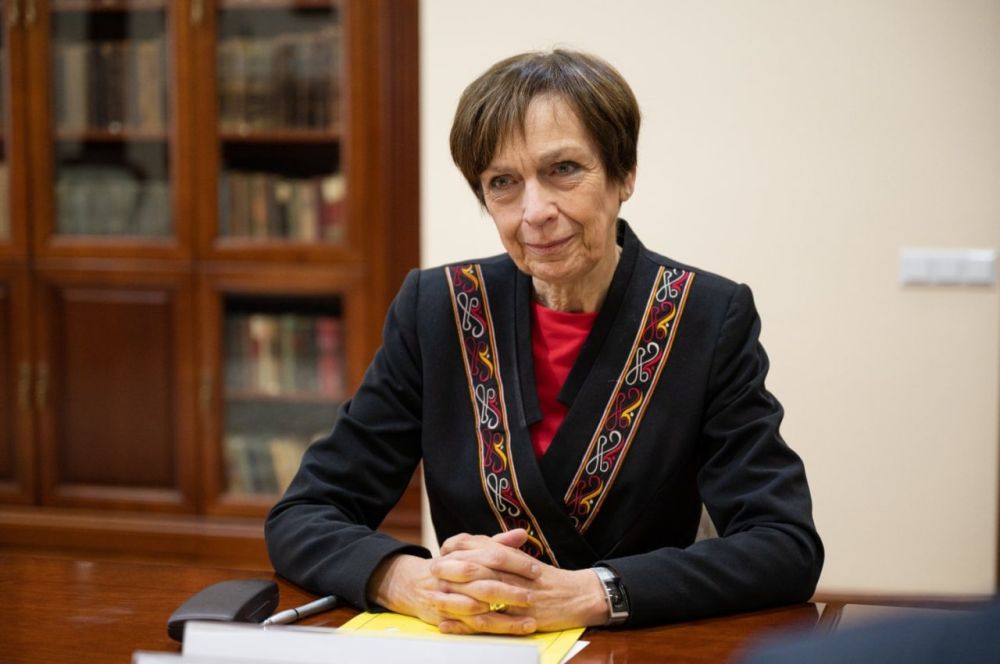 ����� ��� ������� ����� ��������� ������������ � �������� ��������� ����������� �������������