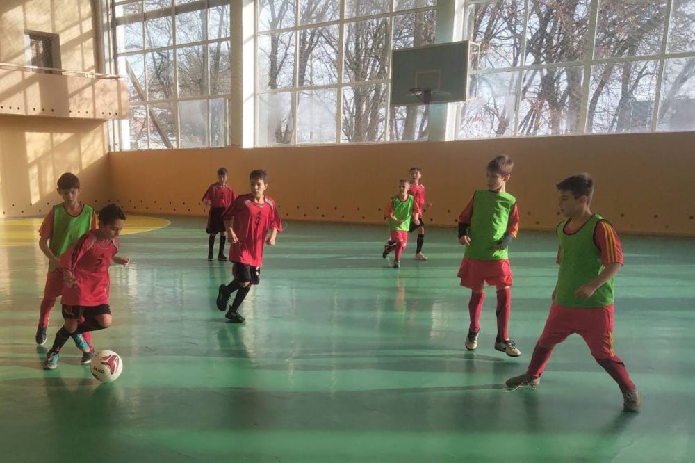 ������ �� ����-������� ������ ������� ��������� ������� � ������������� ������