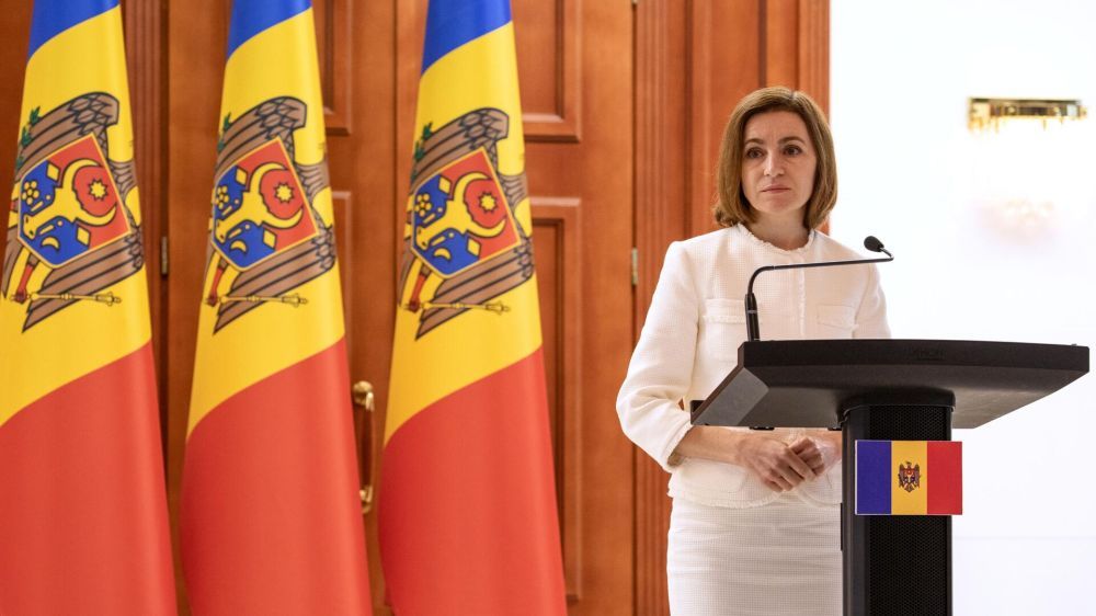 Депутата молдавской партии возмутила популярность Путина в республике