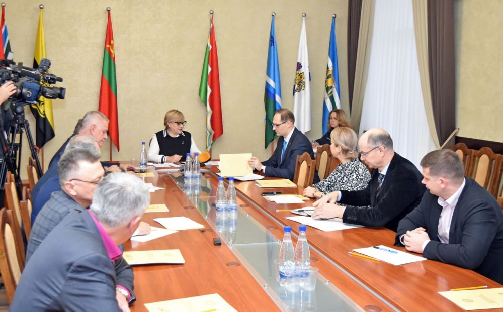 Виталий Игнатьев принял участие в заседании Комиссии Верховного Совета ПМР по внешней политике и международным связям