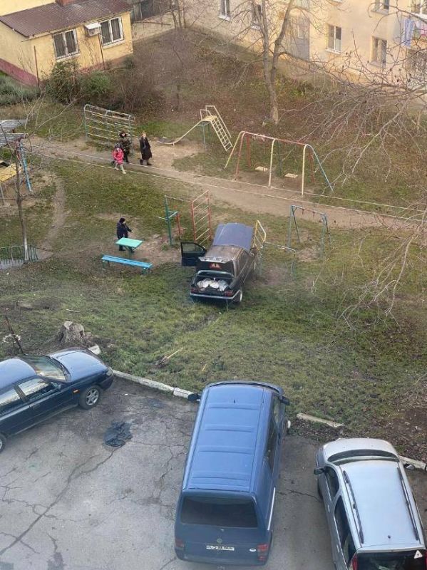 � �������� ������ ����� � �������� ������� �� ������� �������� � ��������� � ������