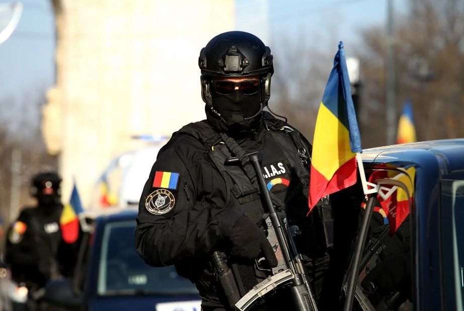 ������� ������� ����� ������������ � ��������� �����