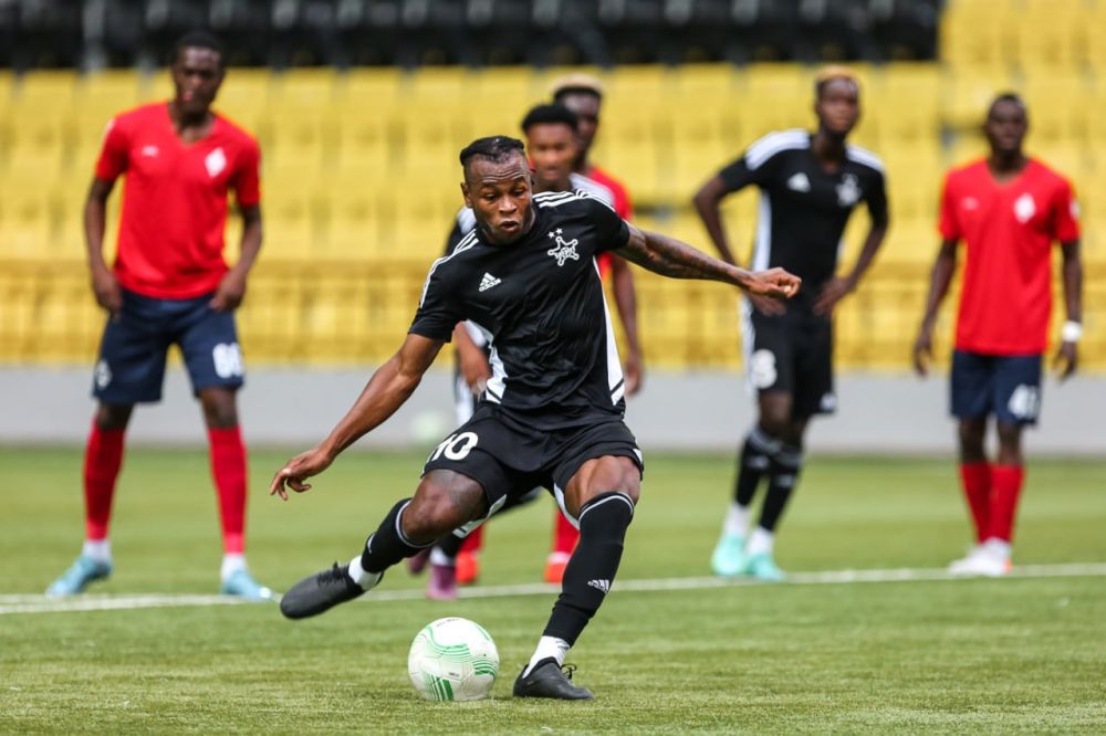 ������� ��������� �������-���� �� ������ 5:0 � ������ ����������� ����� ����������