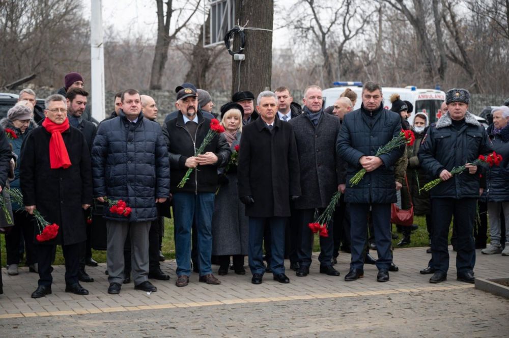 � ������ ����� ���������