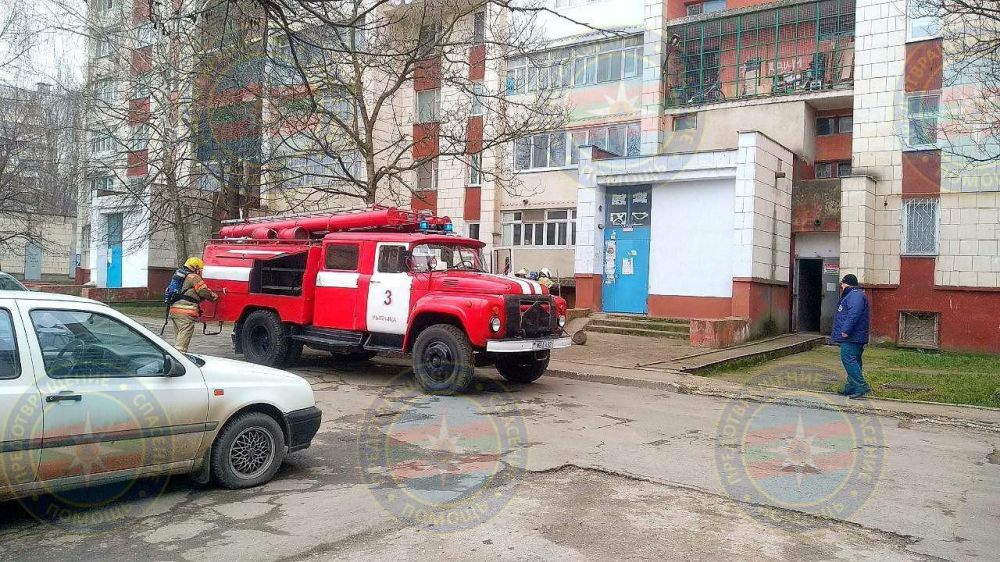 � ������� ������ �������-����������� �������